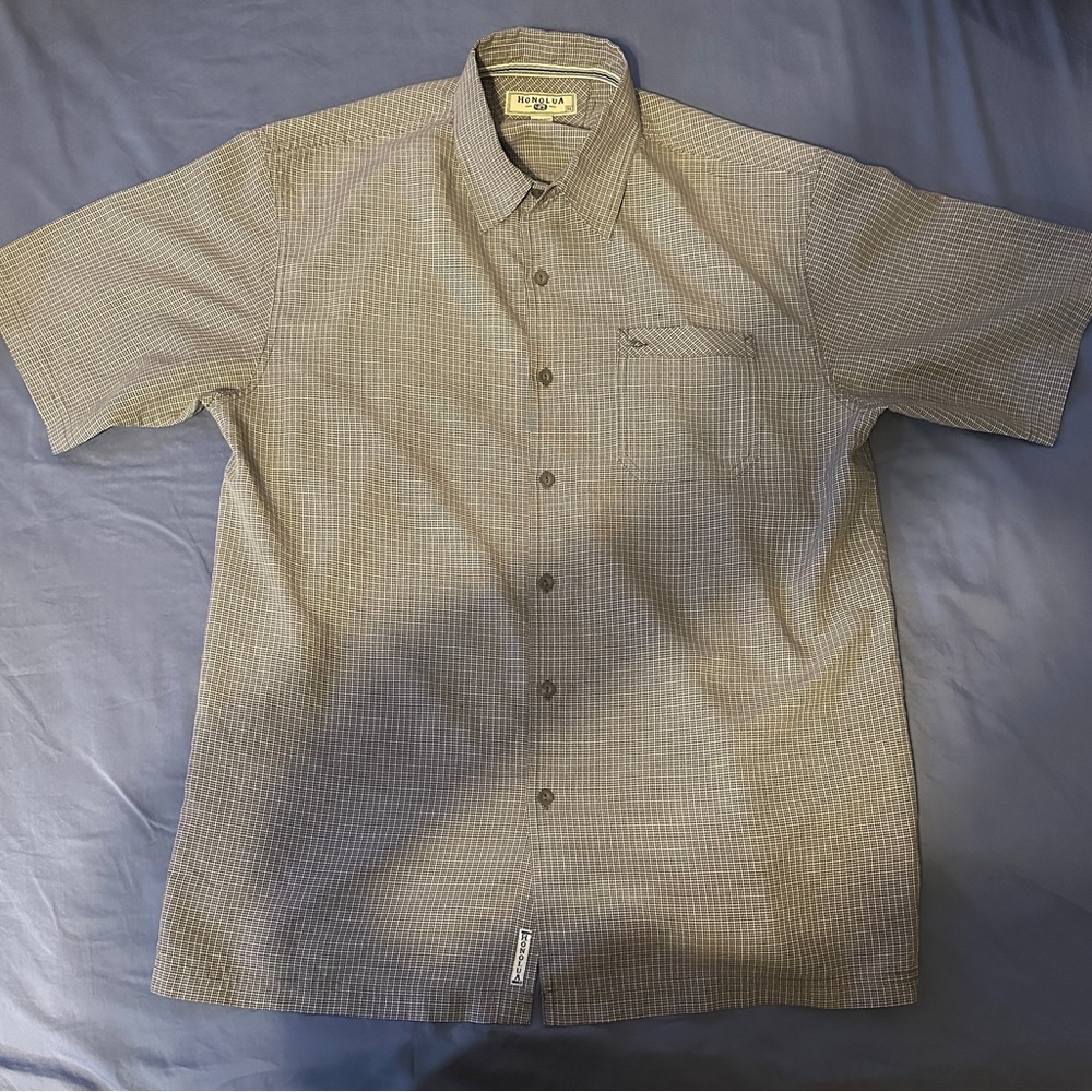 Honolua Button down Shirts. XL